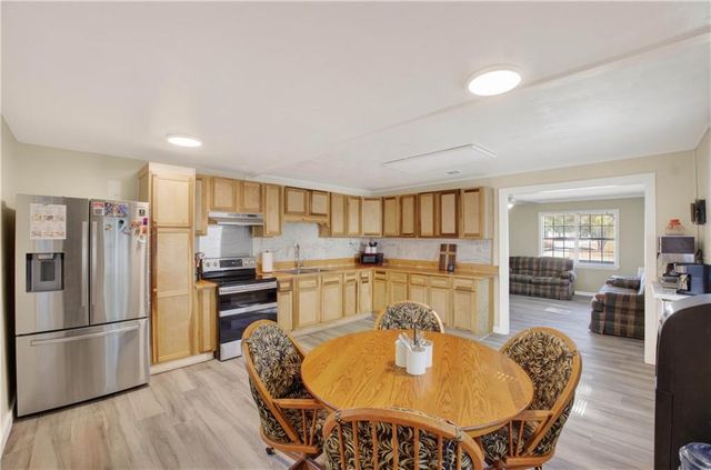 10022 Hall Road, Grand Bay, AL 36541