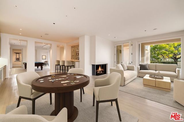 1136 Calle Vista Drive, Beverly Hills, CA 90210