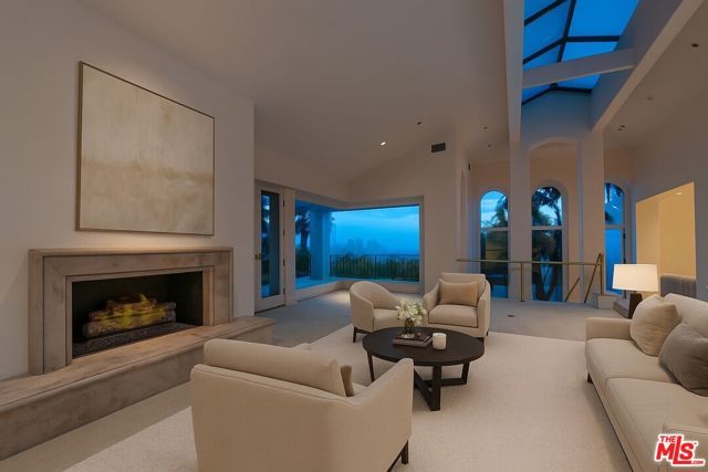 1136 Calle Vista Drive, Beverly Hills, CA 90210