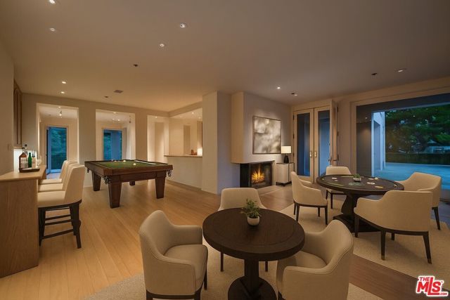 1136 Calle Vista Drive, Beverly Hills, CA 90210