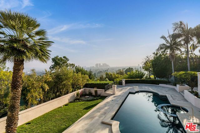 1136 Calle Vista Drive, Beverly Hills, CA 90210