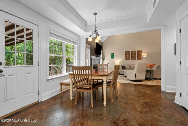 960 Glen Oaks Drive, Pass Christian, MS 39571