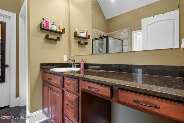 960 Glen Oaks Drive, Pass Christian, MS 39571