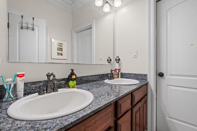 960 Glen Oaks Drive, Pass Christian, MS 39571