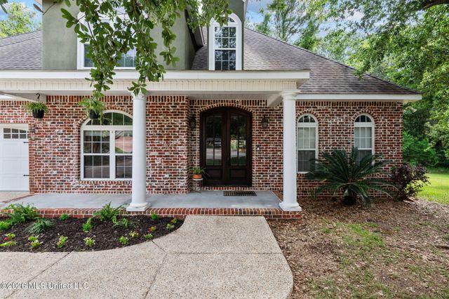 960 Glen Oaks Drive, Pass Christian, MS 39571