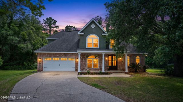 960 Glen Oaks Drive, Pass Christian, MS 39571