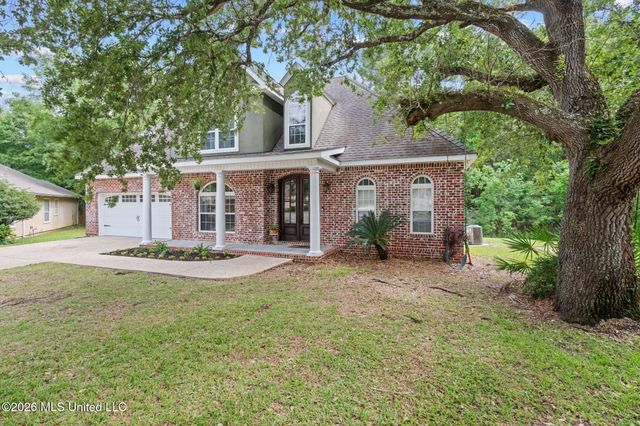 960 Glen Oaks Drive, Pass Christian, MS 39571