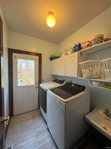 7024 Windshire Drive, Fort Wayne, IN 46814