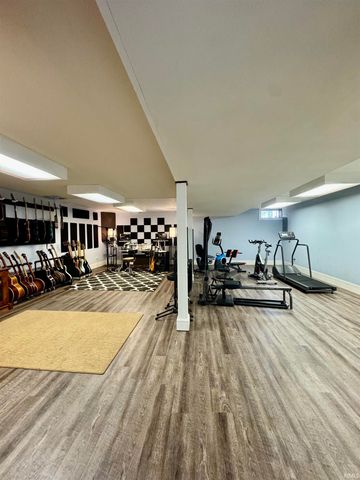 7024 Windshire Drive, Fort Wayne, IN 46814