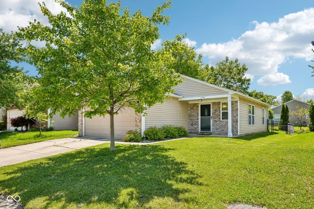 1754 Elijah Blue Drive, Greenwood, IN 46143