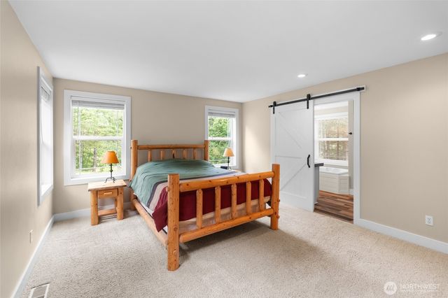 8012 105th Avenue SW, Olympia, WA 98512
