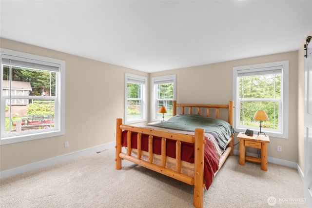 8012 105th Avenue SW, Olympia, WA 98512