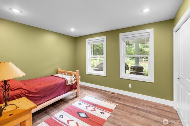 8012 105th Avenue SW, Olympia, WA 98512