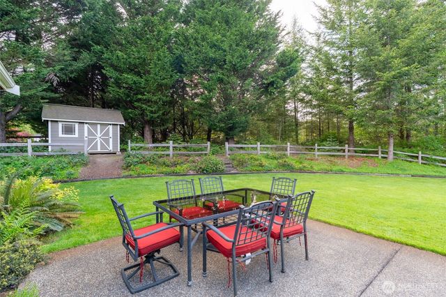 8012 105th Avenue SW, Olympia, WA 98512