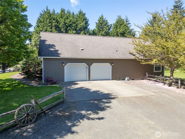 8012 105th Avenue SW, Olympia, WA 98512