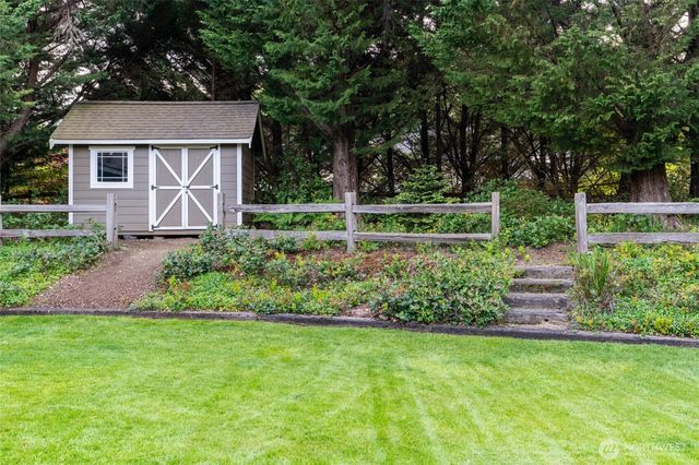 8012 105th Avenue SW, Olympia, WA 98512