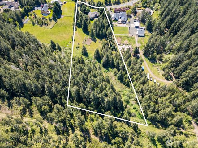 8012 105th Avenue SW, Olympia, WA 98512