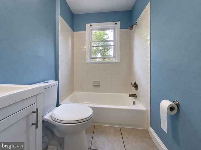 4236 NE GRANT ST NE, Washington, DC 20019