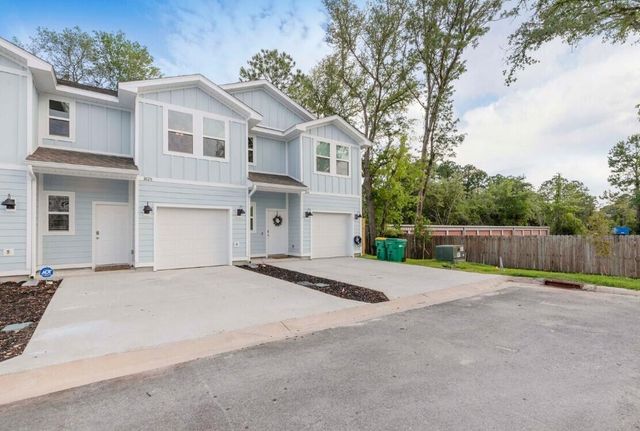 1028 McLaren Circle, Fort Walton Beach, FL 32547