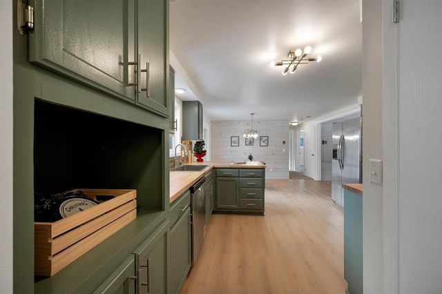 2131 DORAN STREET, Oconto, WI 54153