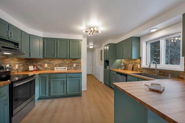 2131 DORAN STREET, Oconto, WI 54153