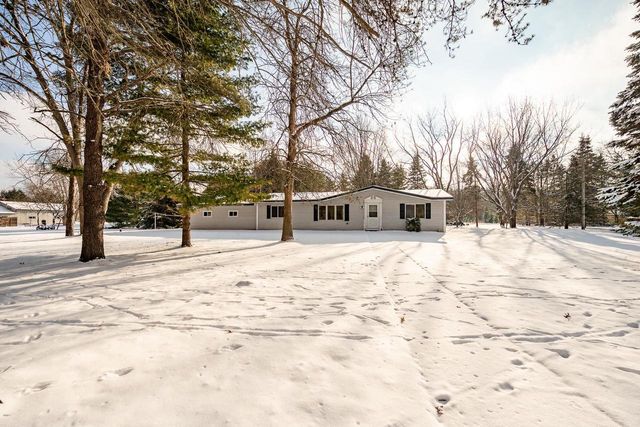 2131 DORAN STREET, Oconto, WI 54153