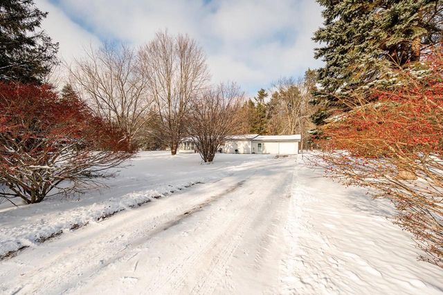 2131 DORAN STREET, Oconto, WI 54153