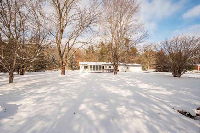 2131 DORAN STREET, Oconto, WI 54153