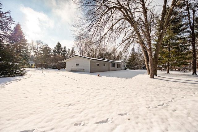 2131 DORAN STREET, Oconto, WI 54153