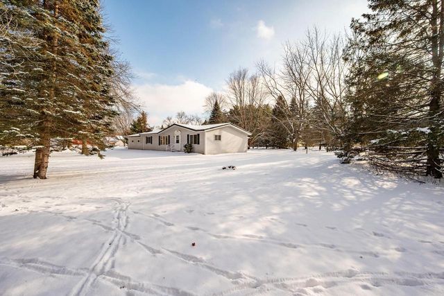 2131 DORAN STREET, Oconto, WI 54153