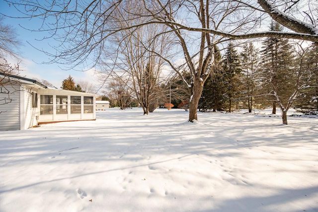 2131 DORAN STREET, Oconto, WI 54153