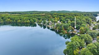 27 Lakeview St, Southwick, MA 01077