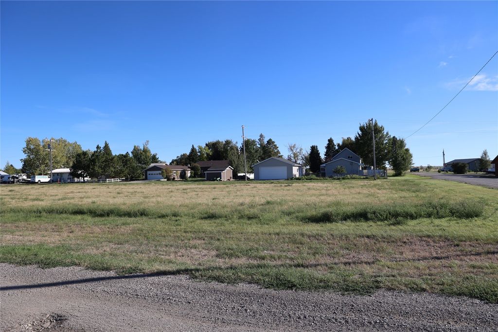 130 Teton Avenue, Valier, MT 59486 photo 2
