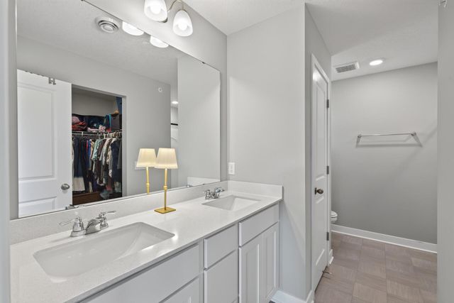 12536 Guadalcanal Circle NE E, Blaine, MN 55449