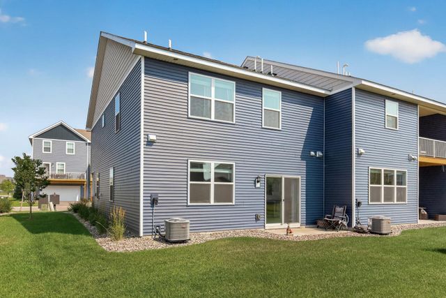 12536 Guadalcanal Circle NE E, Blaine, MN 55449