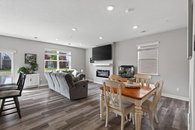 12536 Guadalcanal Circle NE E, Blaine, MN 55449