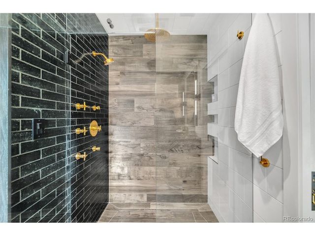 2545 N Lafayette St, Denver, CO 80205