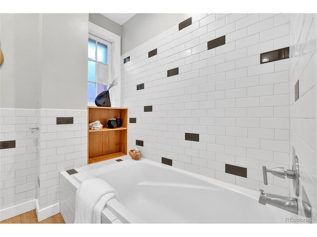 2545 N Lafayette St, Denver, CO 80205