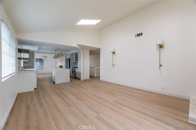 719 W Mariposa Ave, El Segundo, CA 90245