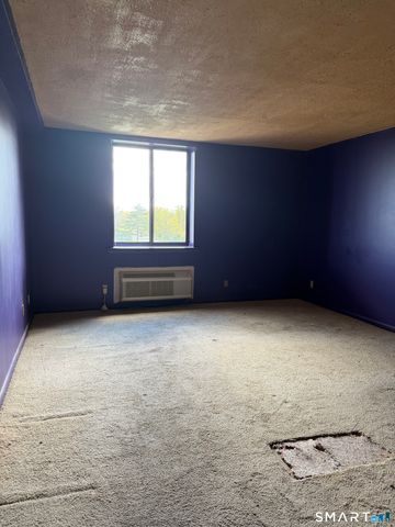 50 Birdseye Street 202, Stratford, CT 06615