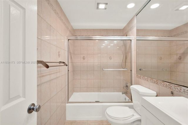 400 Kings Point Dr 1604, Sunny Isles Beach, FL 33160