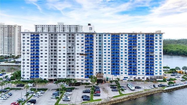 400 Kings Point Dr 1604, Sunny Isles Beach, FL 33160