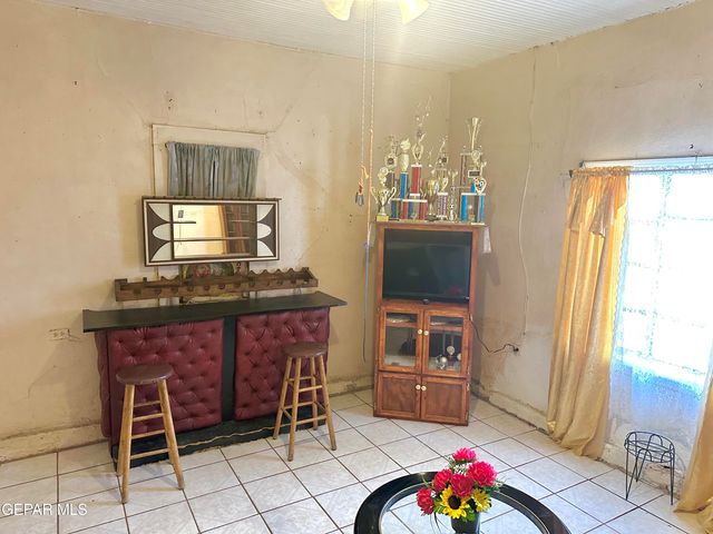 2928 E San Antonio Avenue, El Paso, TX 79905