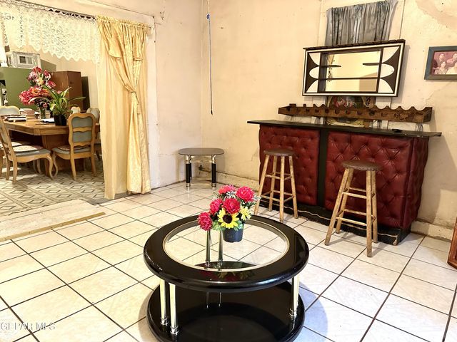 2928 E San Antonio Avenue, El Paso, TX 79905