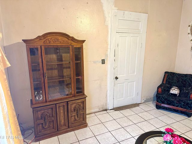 2928 E San Antonio Avenue, El Paso, TX 79905