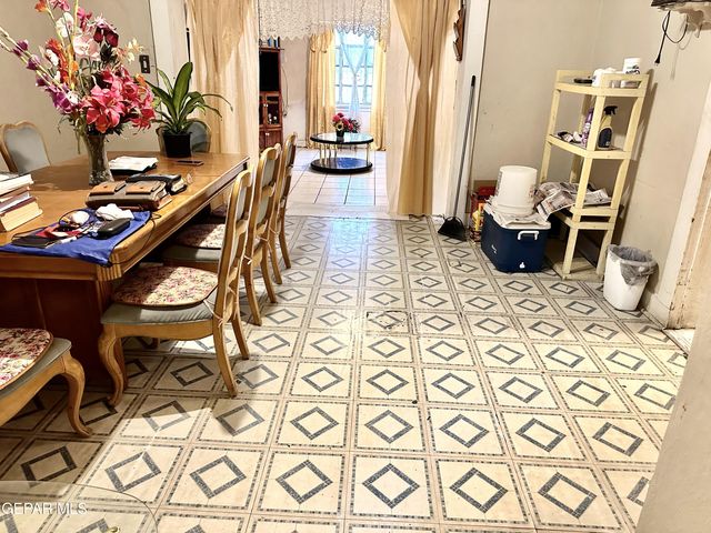 2928 E San Antonio Avenue, El Paso, TX 79905