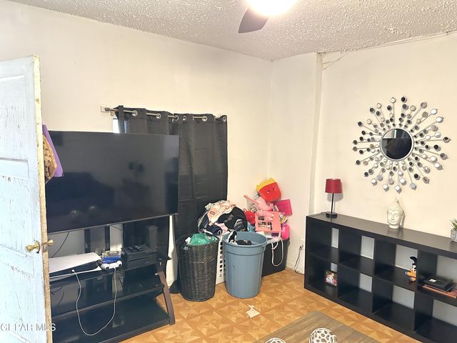 2928 E San Antonio Avenue, El Paso, TX 79905