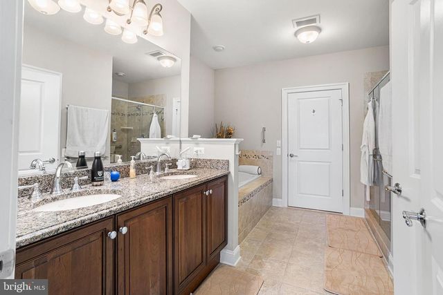 2201 RIVER RD #1202, Point Pleasant Boro, NJ 08742