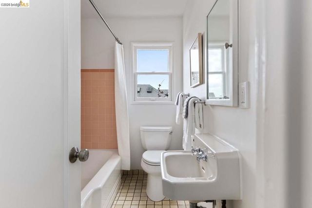 1937 Haste St, Berkeley, CA 94704