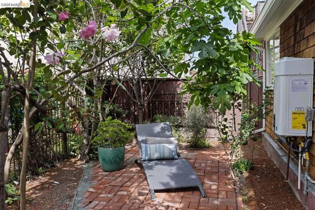 1937 Haste St, Berkeley, CA 94704